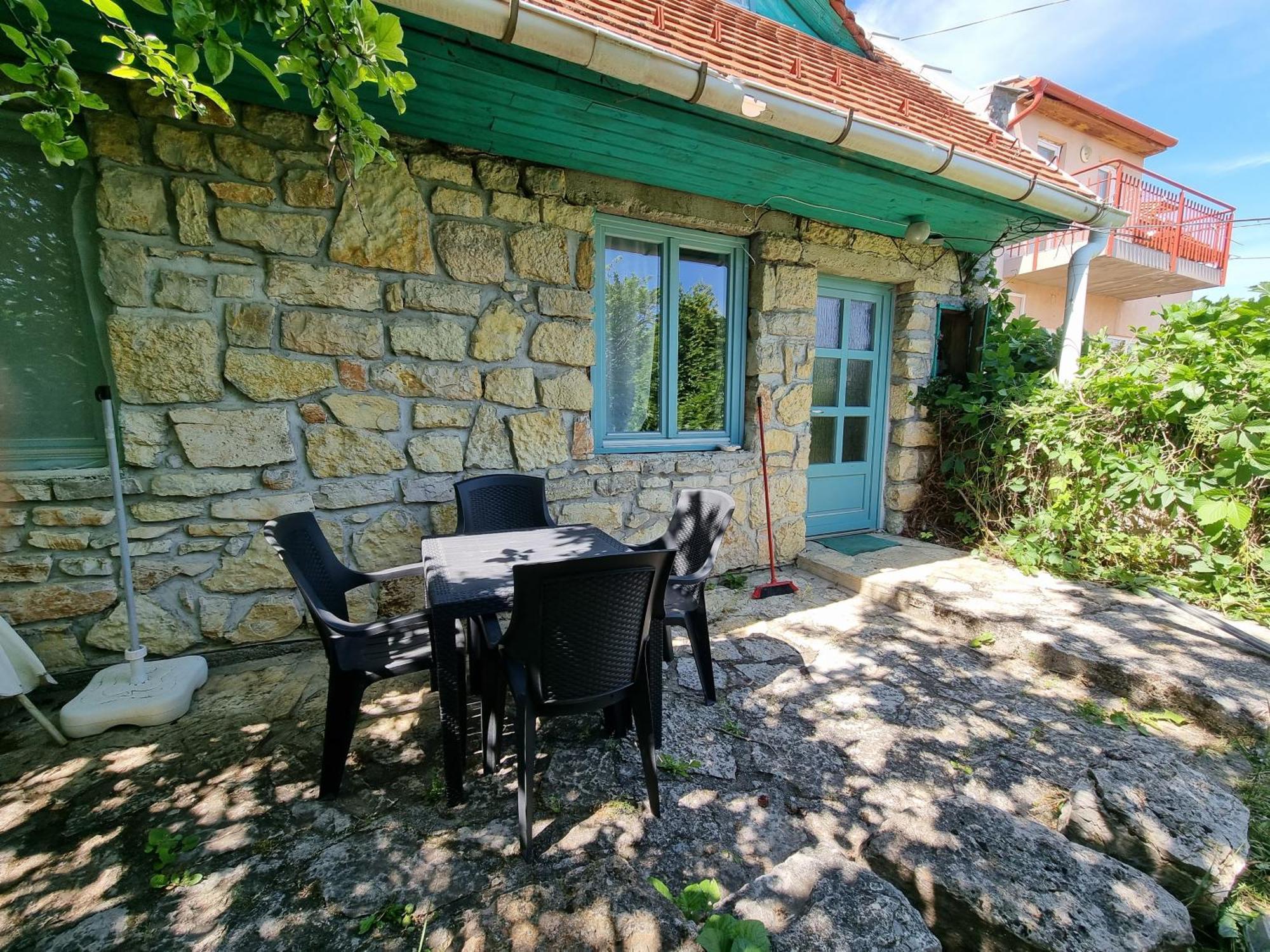 Julia Vendeghaz Apartment Balatonfured Exterior photo